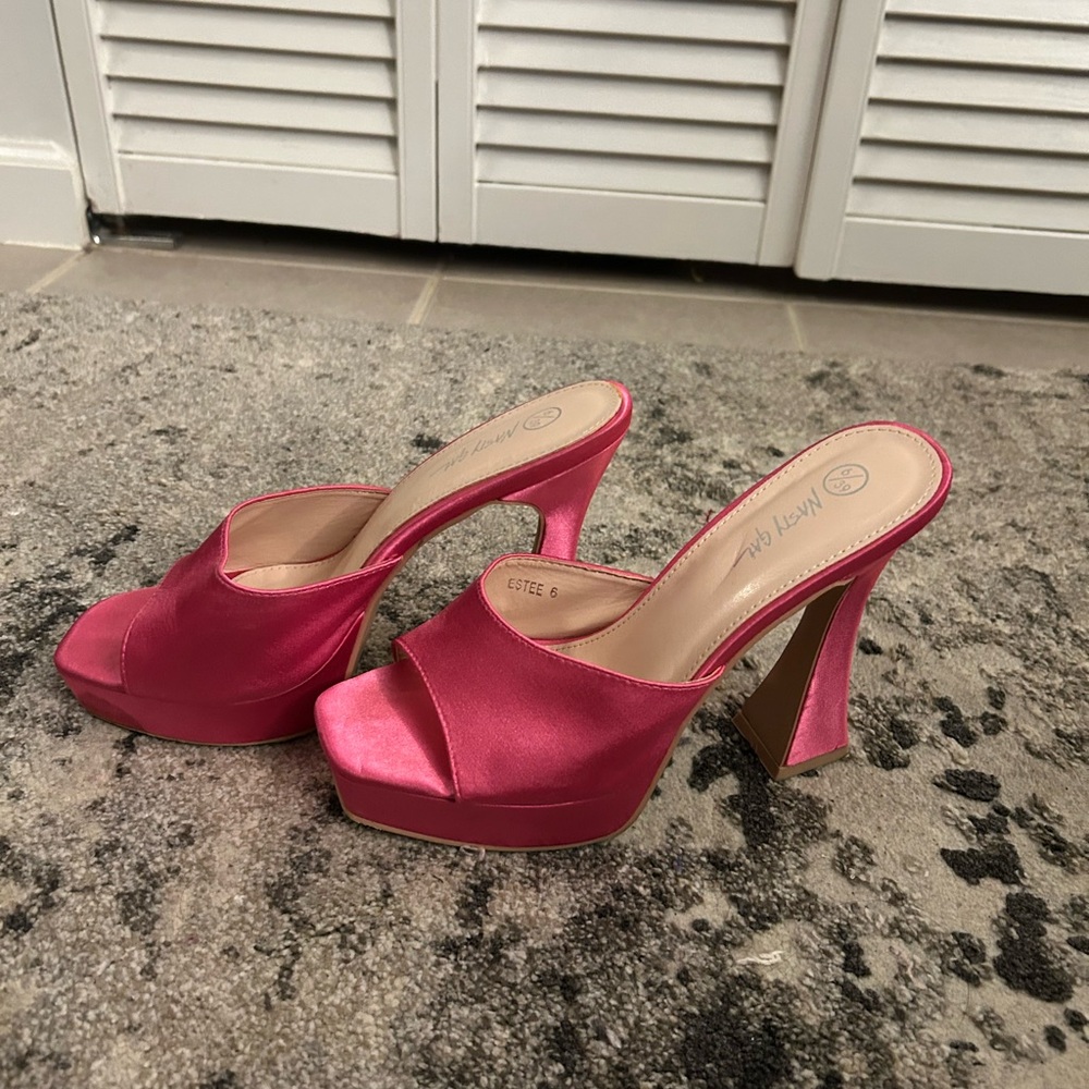 Elegant Pink Satin Heels